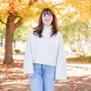 Meet your Posher, Elizabeth